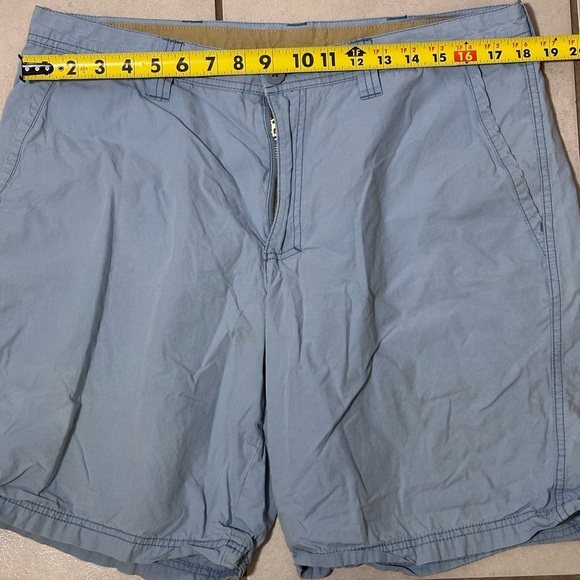 Columbia Men Light Blue Casual Chino‎ Shorts size 36. - Picture 7 of 8